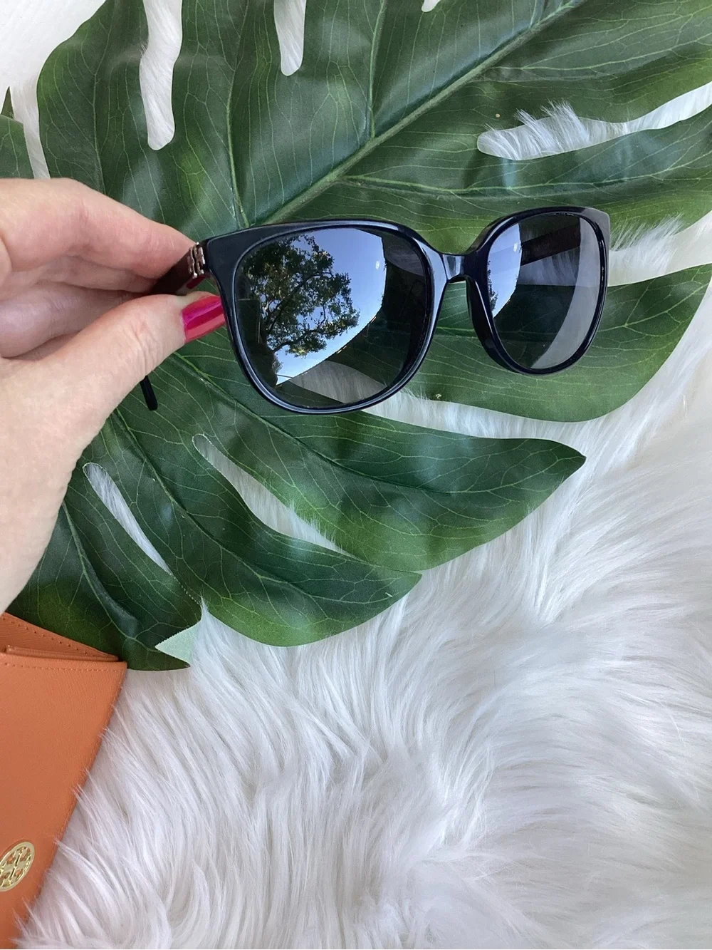 Tory Burch TY7106 Polarized Black Sunglasses w/Case Gradient Blue Lenses